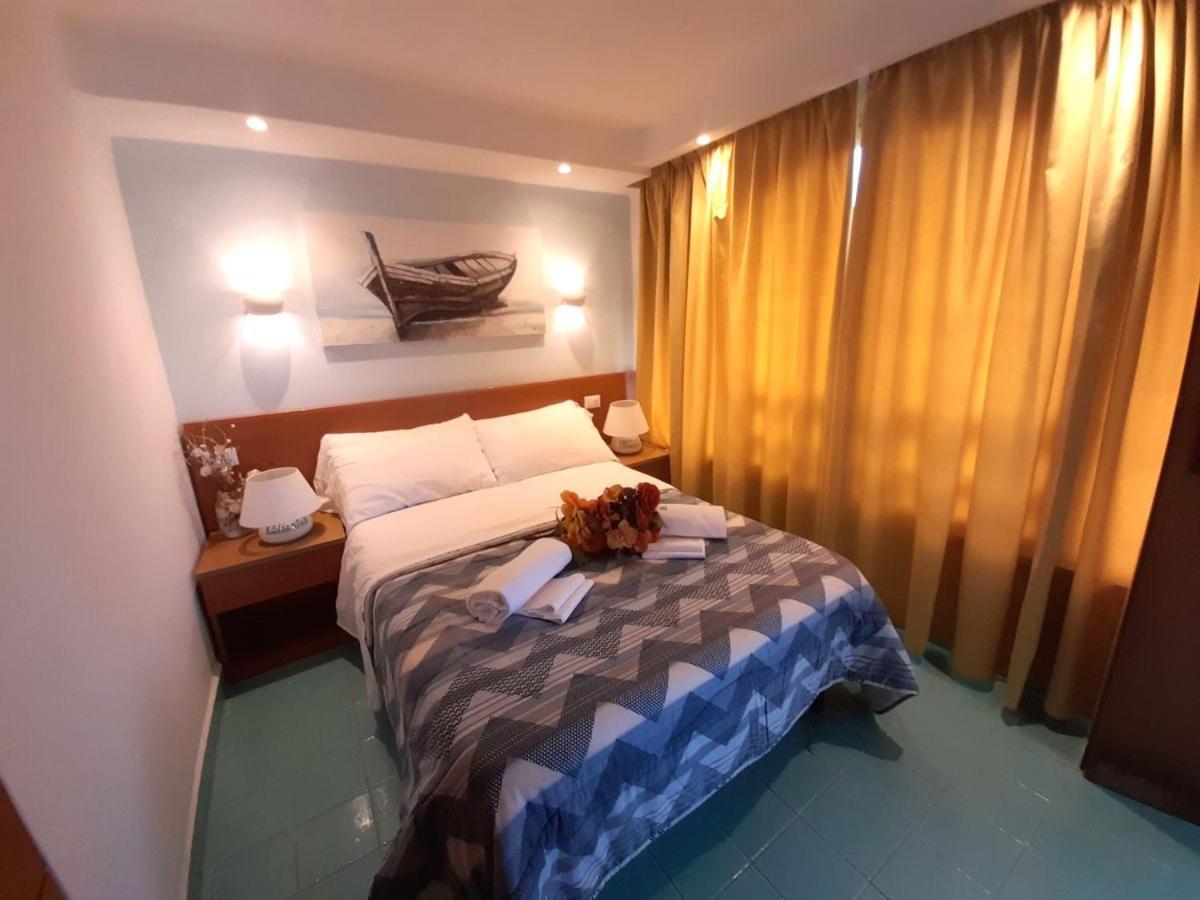 Casa Vacanze Elianto Anzio Buitenkant foto