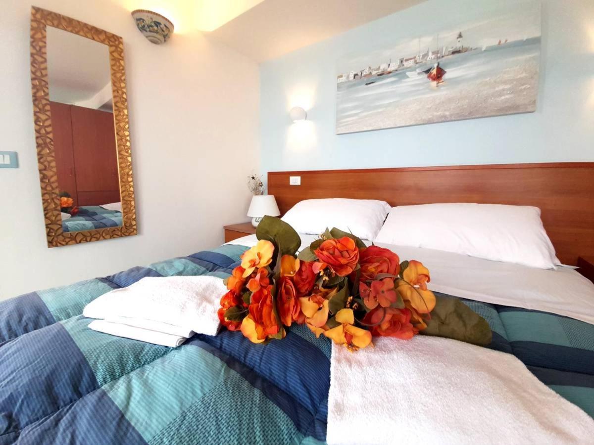 Casa Vacanze Elianto Anzio Buitenkant foto