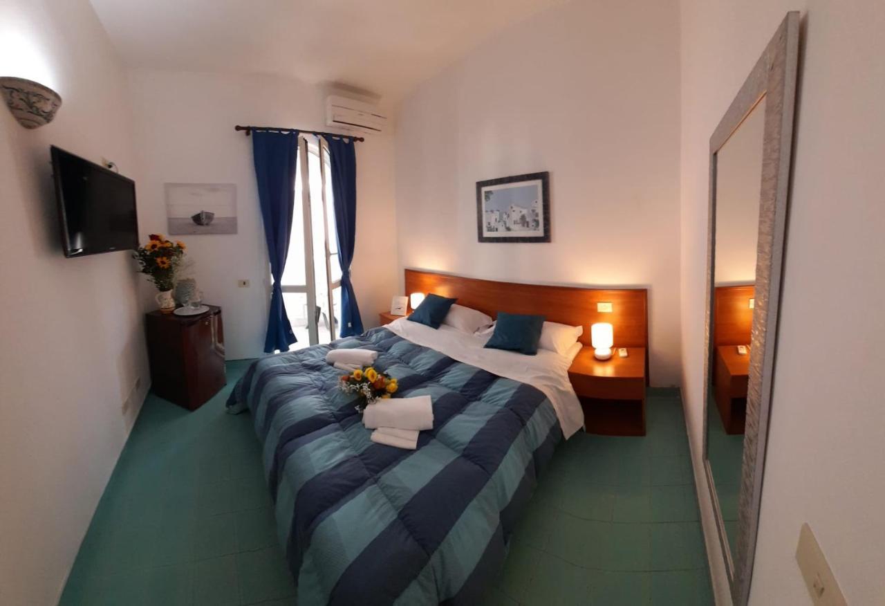 Casa Vacanze Elianto Anzio Buitenkant foto