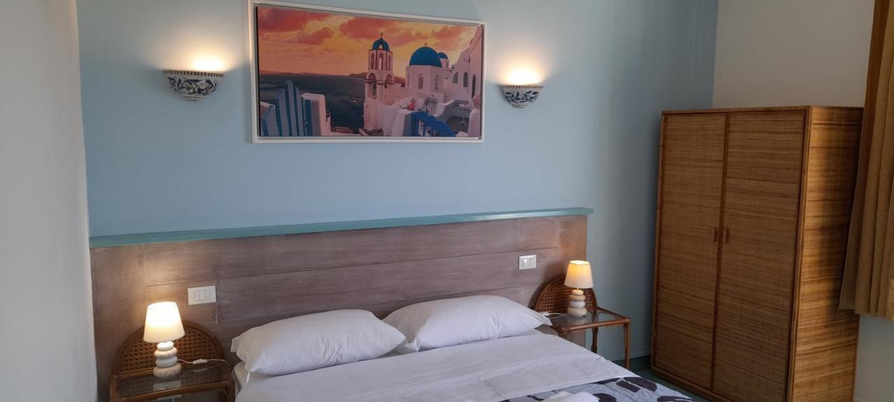 Casa Vacanze Elianto Anzio Buitenkant foto