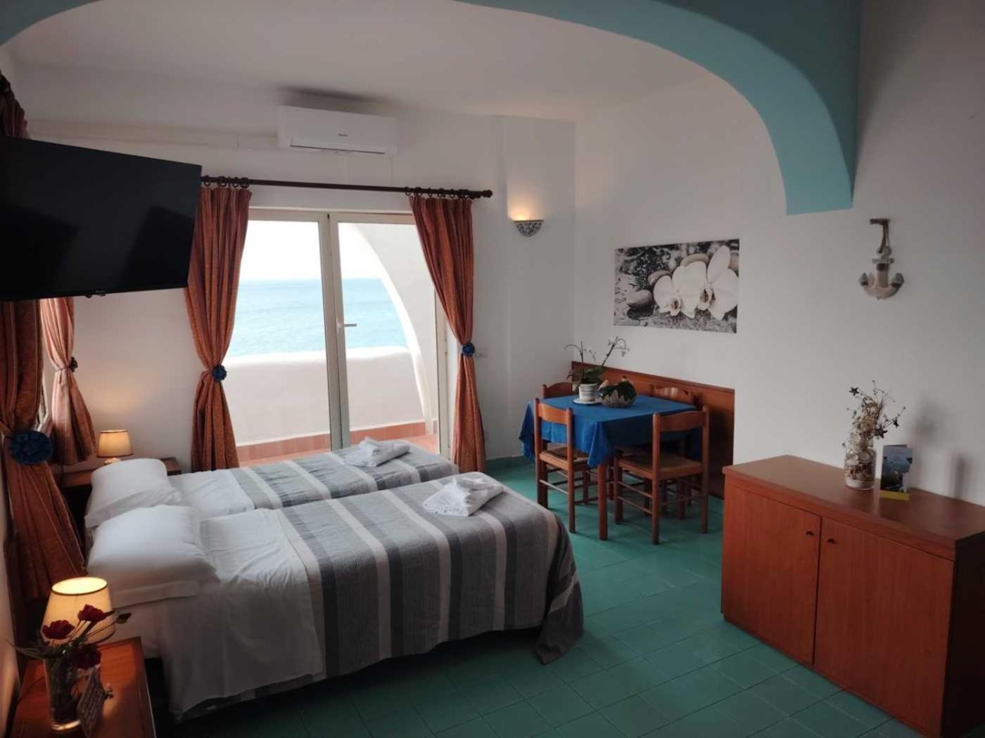 Casa Vacanze Elianto Anzio Buitenkant foto